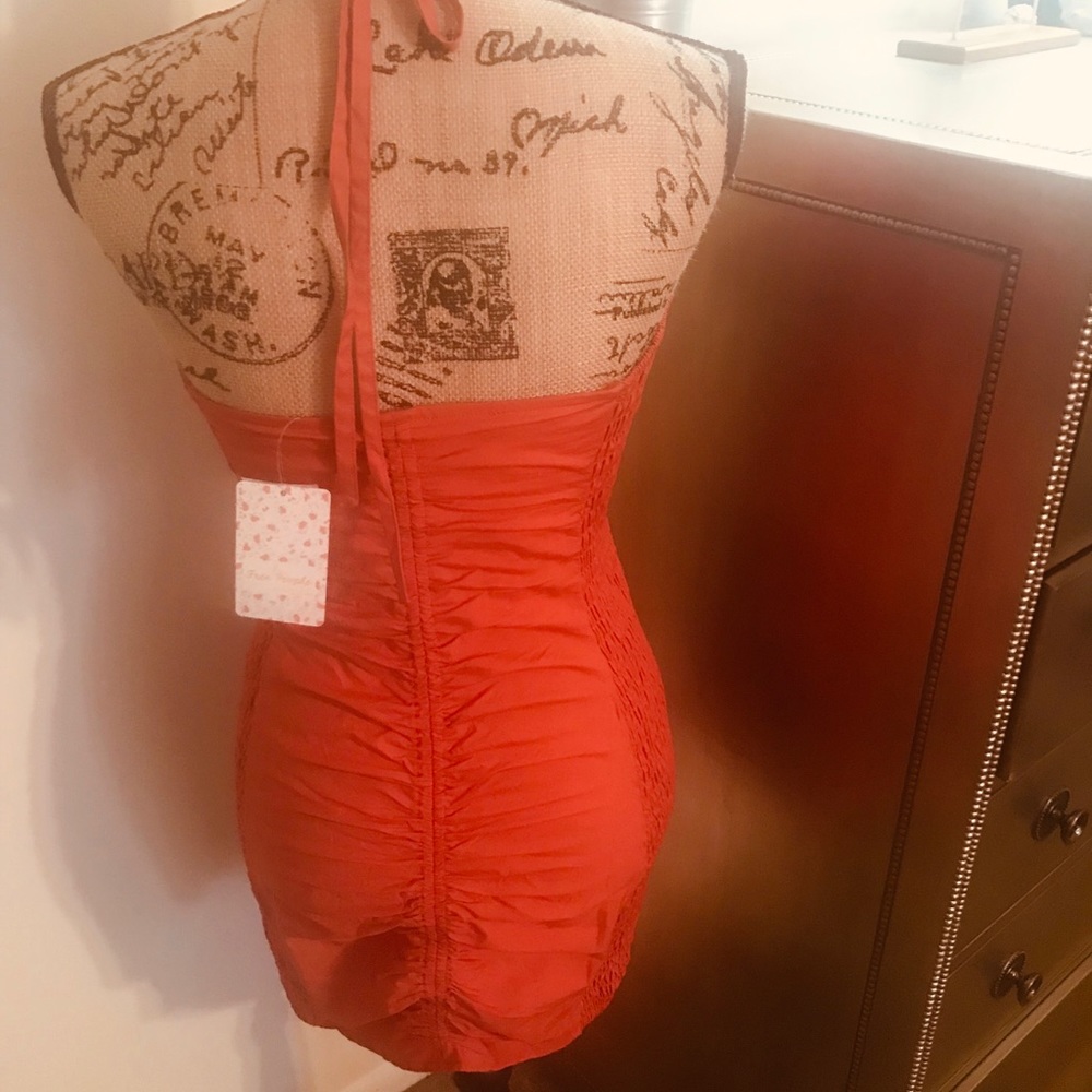 FREE PEOPLE RED RUST HALTER - Picture 3 of 5
